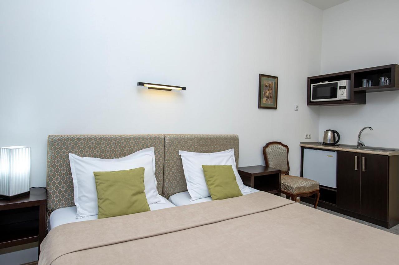 Apart Hotel Gh Tbilisi Exterior foto